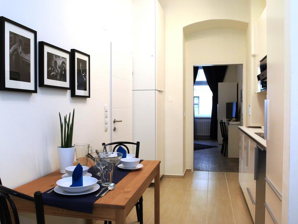 Flatprovider Comfort Eduard Apartment - Contactless Check In Vienna Exterior photo