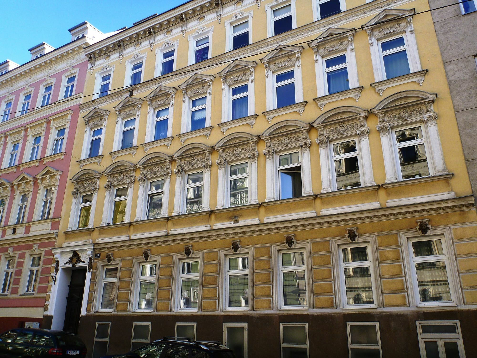 Flatprovider Comfort Eduard Apartment - Contactless Check In Vienna Exterior photo